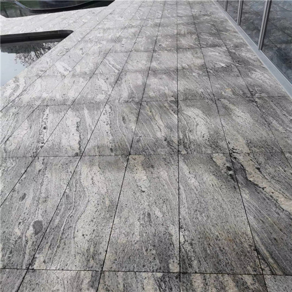 ���̰���